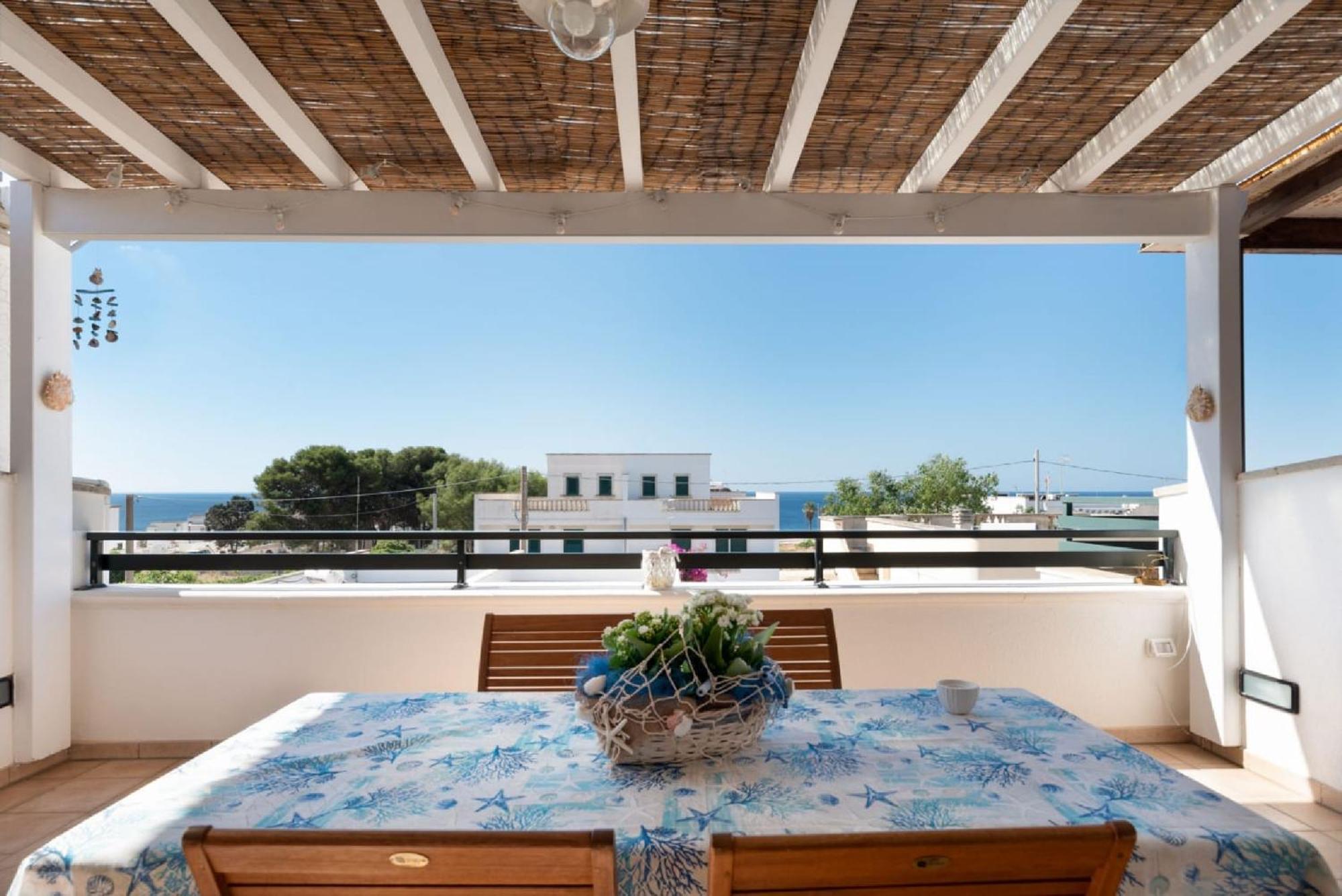 Casa Vacanze Orlando - Con Veranda Vista Mare A 200M Dal Mare Santa Maria di Leuca Εξωτερικό φωτογραφία